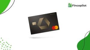 Abbildung einer eleganten schwarzen Bankkarte mit goldenem Logo und Mastercard-Symbol, präsentiert als Premium Debit Business Card für Geschäftskunden der Commerzbank.